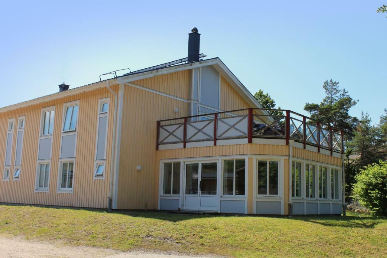 Kallviken Semesterby Stromstad Exterior photo